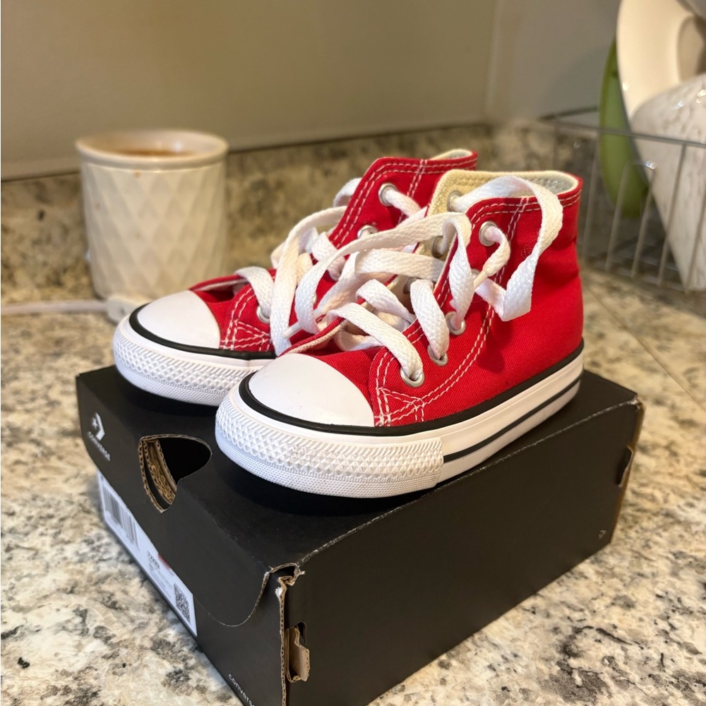 Toddler high top converse